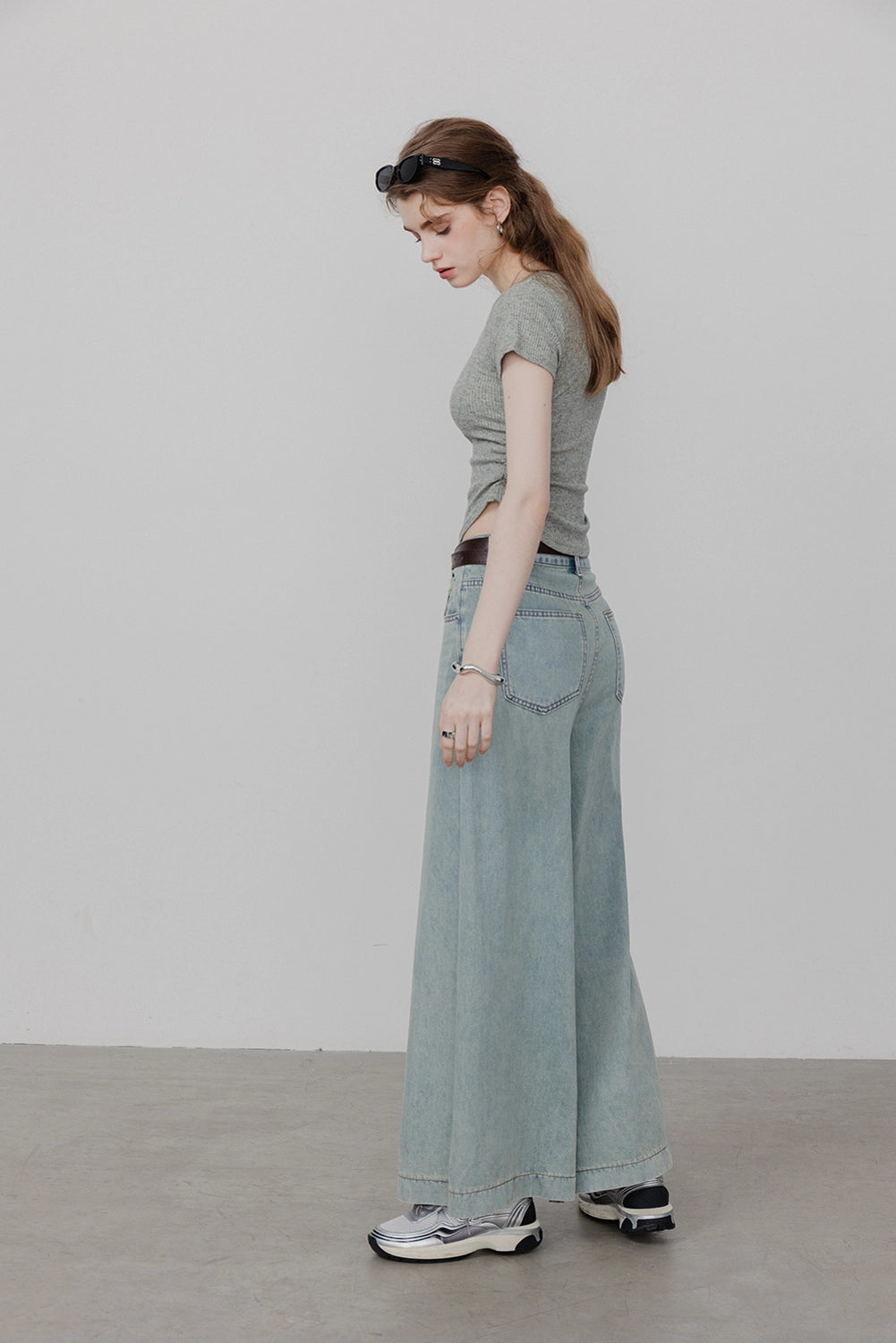 Women's Cinched Waist Round Neck Short Sleeve T-Shirt
