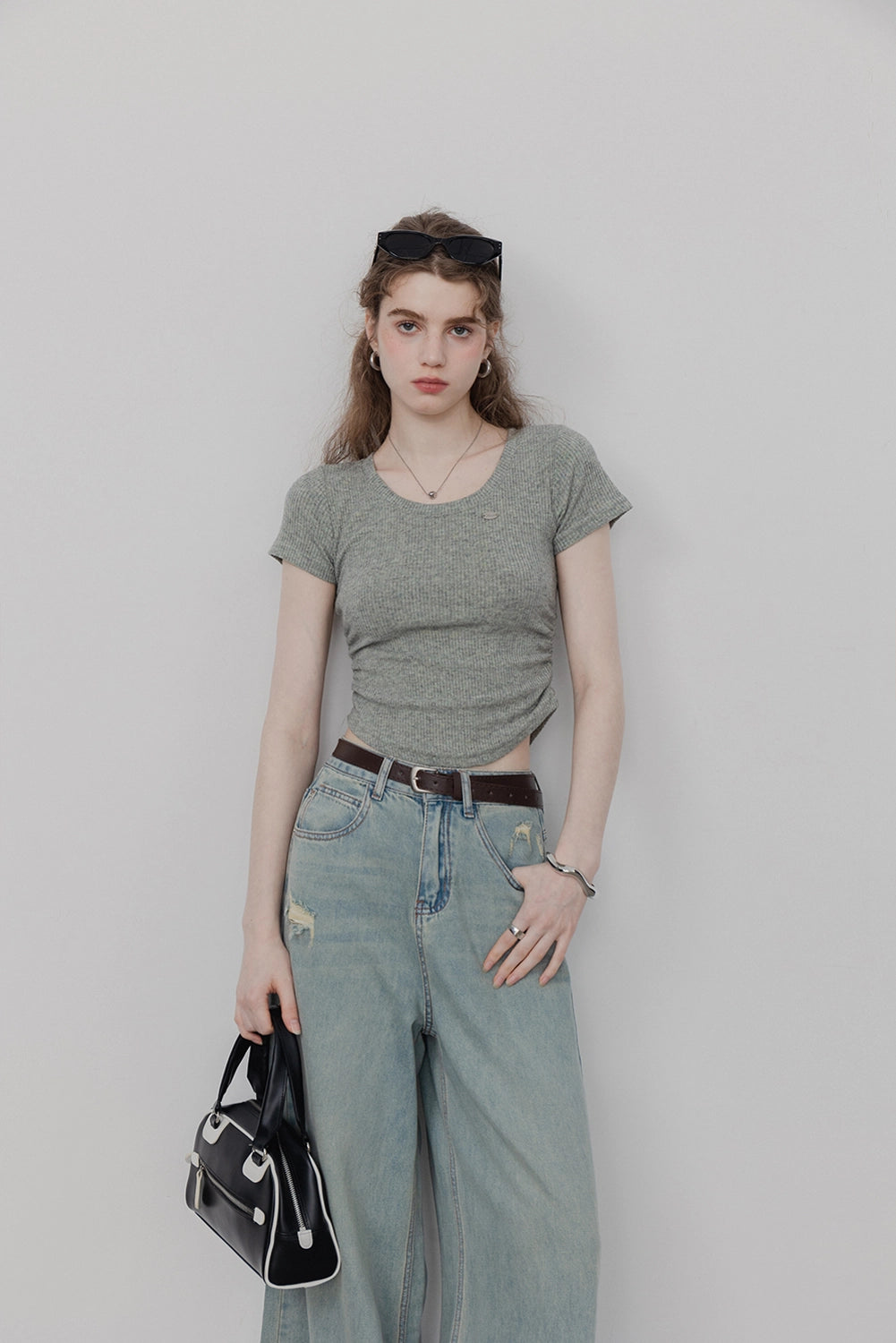 Women's Cinched Waist Round Neck Short Sleeve T-Shirt