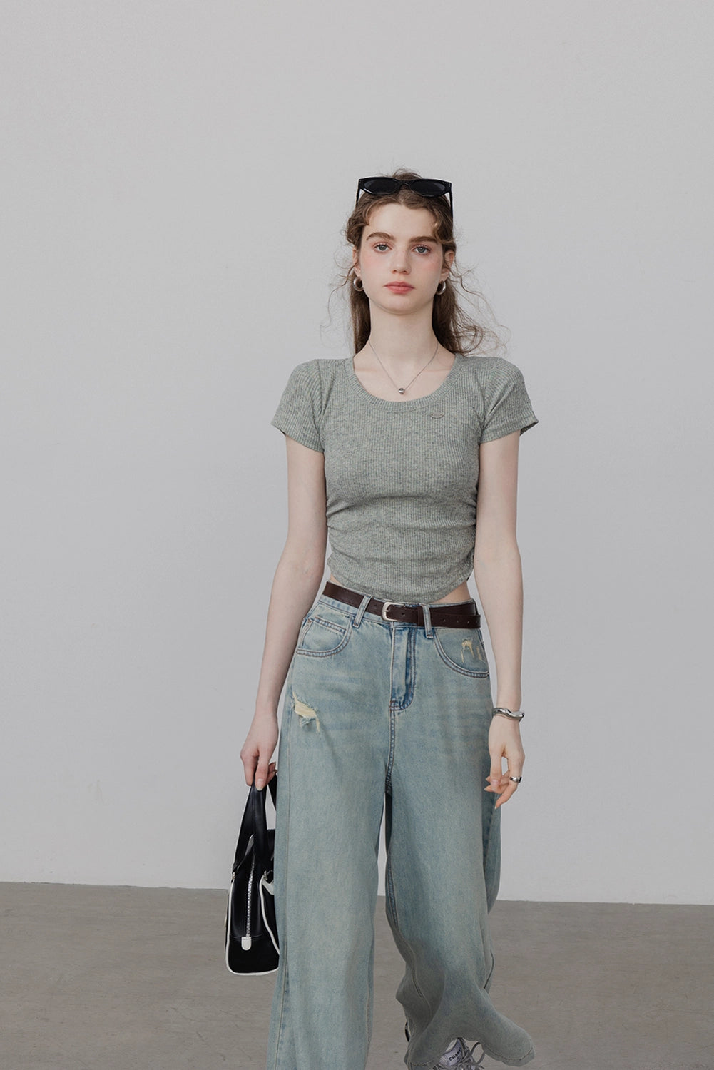 Women's Cinched Waist Round Neck Short Sleeve T-Shirt