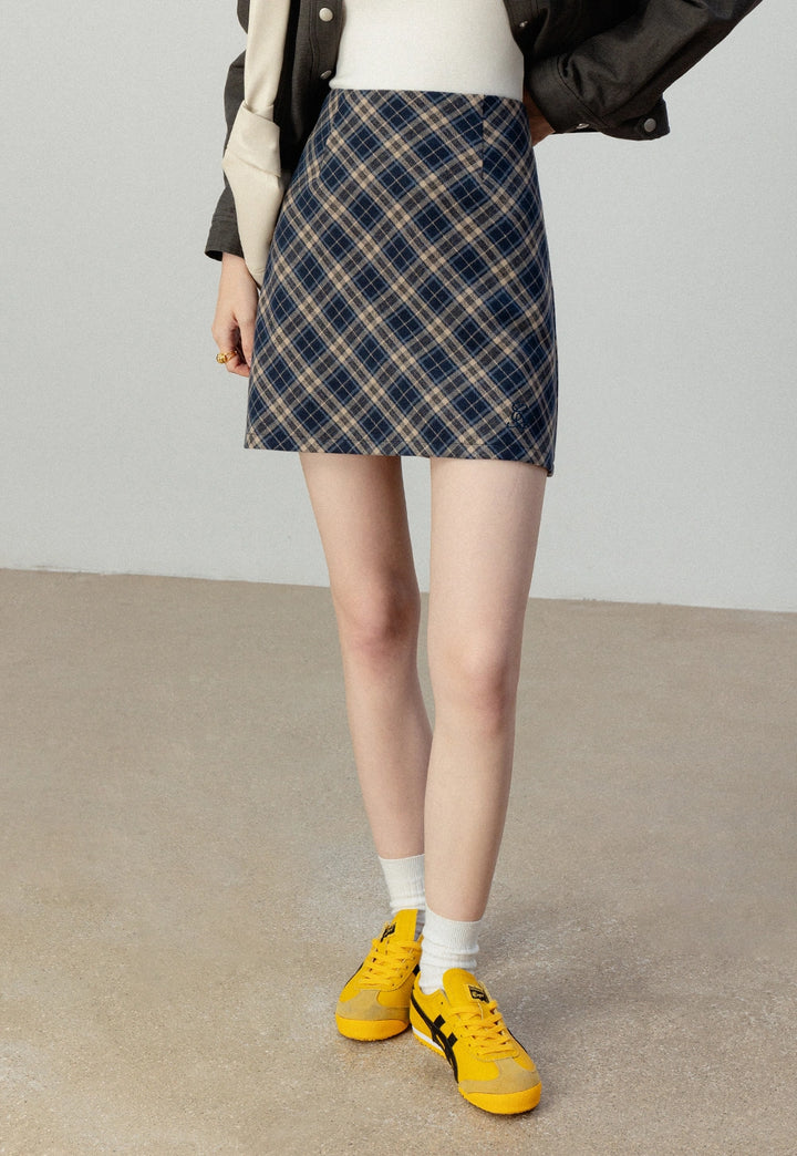 Women's Modern Plaid Mini Skirt