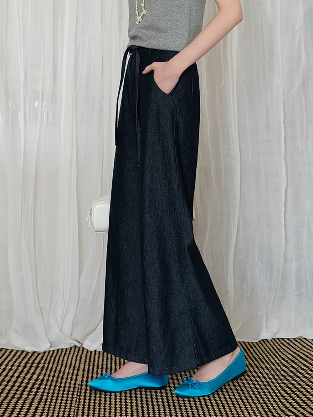 Vintage Loose Wide-Leg Jeans with Waist Tie