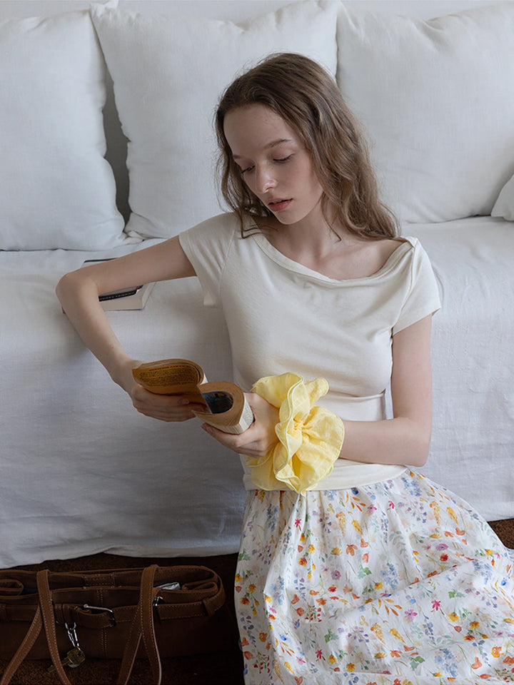 Off-Shoulder Ribbed Knit Slim Tee