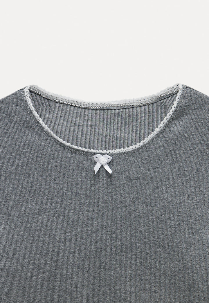 Bow-Trim Tee